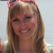 Courtni Casanova, Travel Writer
