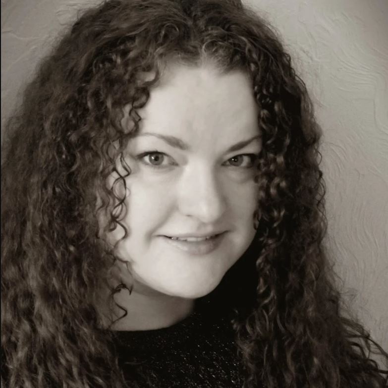 Jennifer McKnight, Travel Writer