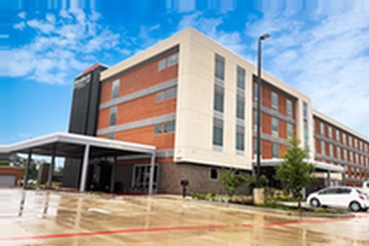 Hawthorn Suites by Wyndham Kingwood / Houston photo collage