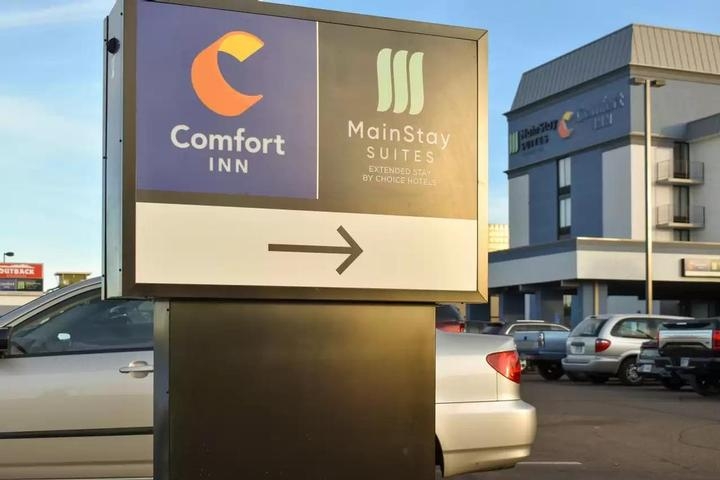 Mainstay Suites Msp Airport Mall of America photo collage
