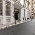 Exterior of 1924 Hôtel