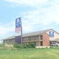Exterior of Americas Best Value Inn Garden City