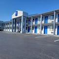 Exterior of Americas Best Value Inn Kodak Sevierville
