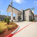 Exterior of Americas Best Value Inn & Suites NE Houston Downtown I-610