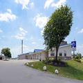 Exterior of Americas Best Value Inn & Suites St. Clairsville Wheeling