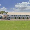 Exterior of Americas Best Value Inn Tahquamenon Country