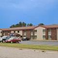 Exterior of Americas Best Value Inn Wisconsin Rapids