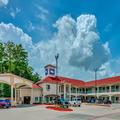 Exterior of Americas Best Value Inn and Suites IAH Airport North