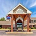 Exterior of Americinn by Wyndham Stillwater