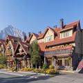 Exterior of Banff Ptarmigan Inn