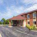 Exterior of Baymont by Wyndham Harvard