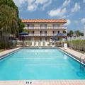 Exterior of Baymont by Wyndham Sarasota