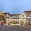 Exterior of Best Western Plus Bayside Hotel