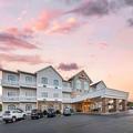Exterior of Best Western Plus Dutch Haus Inn and Suites