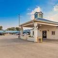 Photo of Best Western Regency Inn & Suites