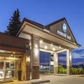 Exterior of Best Western Wayside Inn