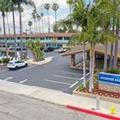 Exterior of Best Western at Ventura Pier
