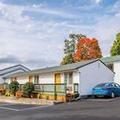 Exterior of Blue Line Inn Lake George