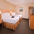 Exterior of Campus Inn & Suites Eugene Downtown