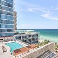 Exterior of Carillon Miami Wellness Resort