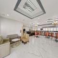 Photo of Chicago Club Inn & Suites