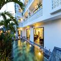 Exterior of Cilantro Villa