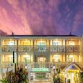 Photo of City Terraces Cairns