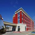 Exterior of Clarion Pointe Galveston Seawall