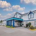 Exterior of Clarion Pointe Jasper