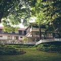 Exterior of Clevelands House Resort Muskoka