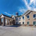 Image of Cobblestone Inn & Suites Winters