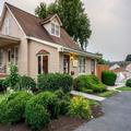 Exterior of Cocoa Country Inn at Hershey
