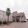 Exterior of Comfort Inn North Conroe