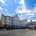 Image of Comfort Inn & Suites Airport - American Way