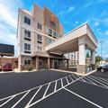 Photo of Comfort Inn & Suites Heath - Newark South