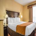 Photo of Comfort Inn & Suites Laguardia Airport