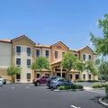 Exterior of Comfort Inn & Suites Northeast Gateway