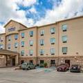 Photo of Comfort Inn & Suites Paris