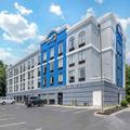 Exterior of Comfort Inn & Suites Voorhees/Mt. Laurel