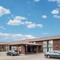 Exterior of Comfort Inn West Edmonton