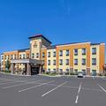 Exterior of Comfort Suites Airport