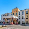 Photo of Comfort Suites Airport South