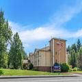 Exterior of Comfort Suites Clackamas
