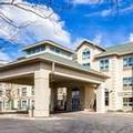 Exterior of Comfort Suites Madison West Middleton