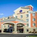 Image of Comfort Suites Sanford
