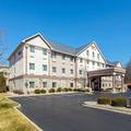 Exterior of Comfort Suites Stevensville - St. Joseph