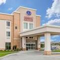 Exterior of Comfort Suites West Omaha