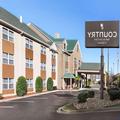 Exterior of Country Inn & Suites by Radisson, Dalton, GA