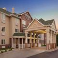 Exterior of Country Inn & Suites by Radisson Lincoln North