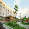 Exterior of Courtyard by Marriott Panama Metromall